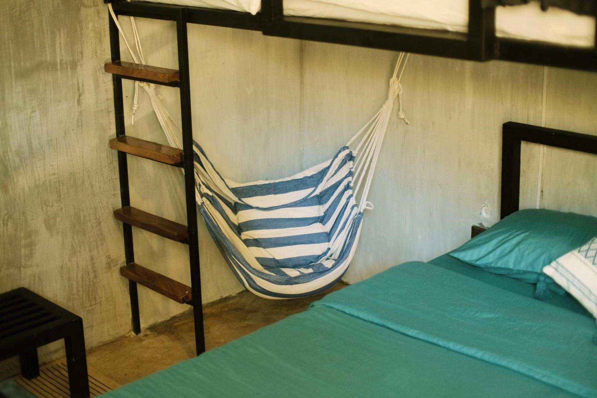 Beach People Hostel Bantayan Island Ocoy Eksteriør billede